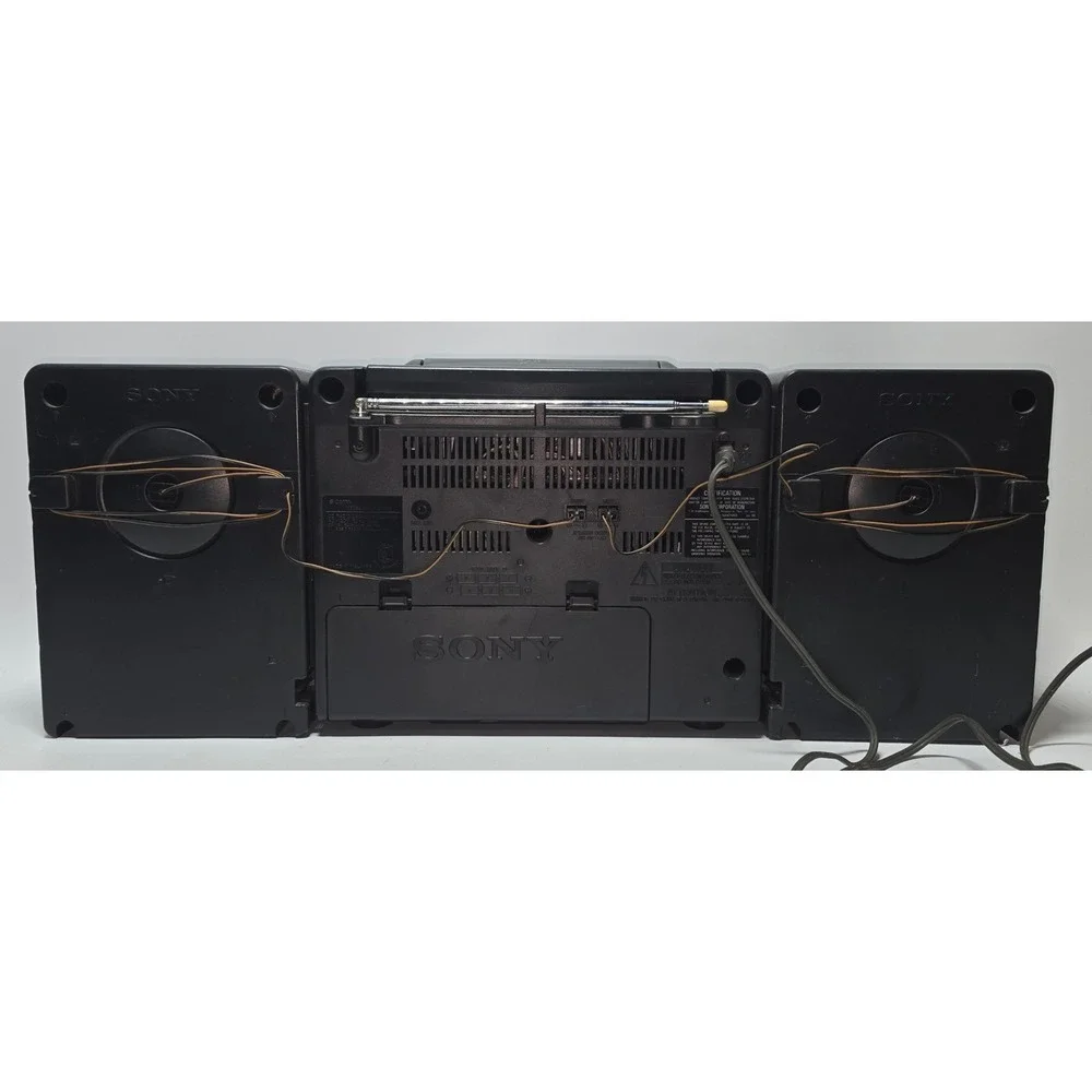 Sony CFD-550 CD Radio Dual Cass. Boombox Mega Bass Vintage 1995 For Parts/Repair